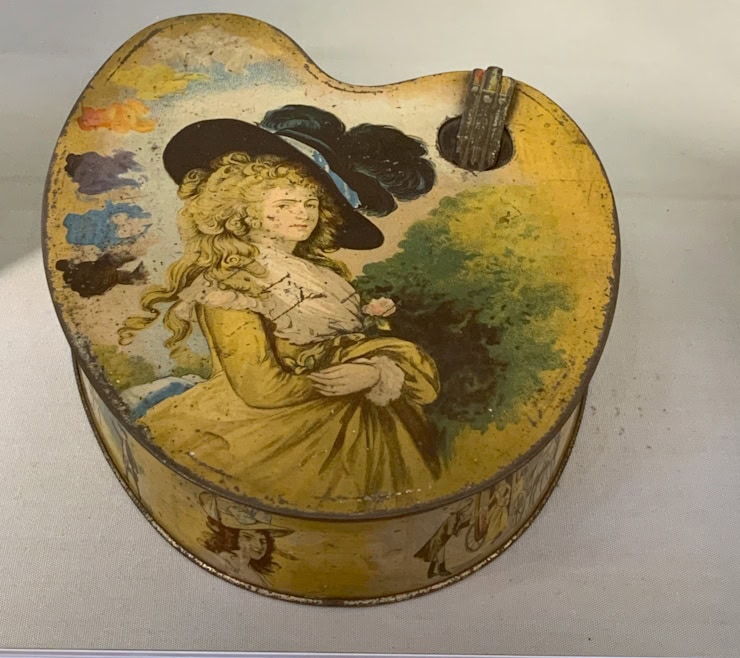 The Duchess of Devonshire biscuit tin designed by Thomas Gainsborough 1902. On display at Reading Museum. Photograph: author’s own.